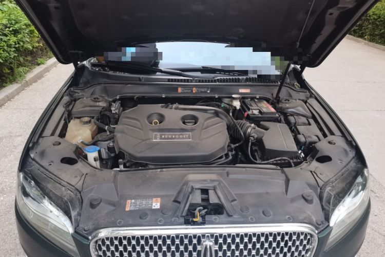 Used Lincoln MKZ 2017 2.0T Luxury Edition Engine Bay