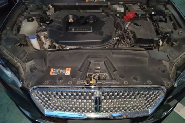 Used Lincoln MKZ 2017 2.0T Luxury Edition Engine Bay