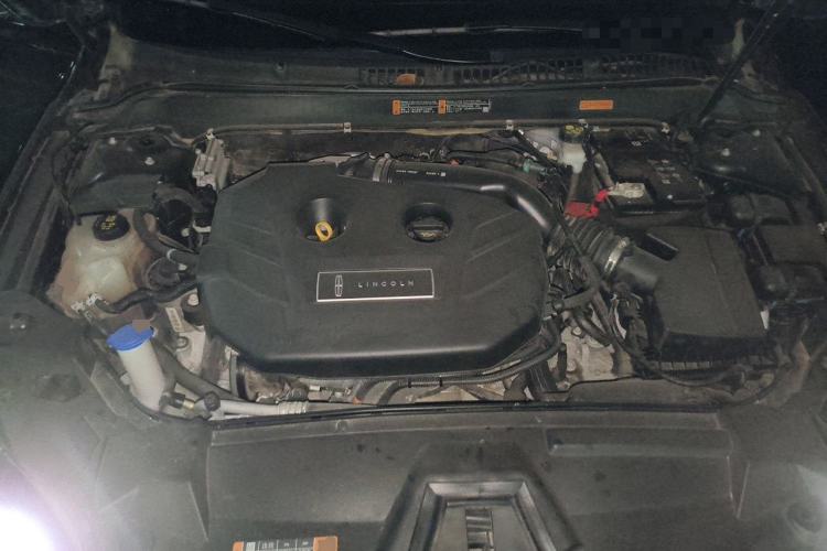 Used Lincoln MKZ 2017 2.0T Luxury Edition Engine Bay