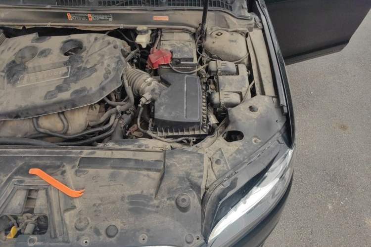 Used Lincoln MKZ 2017 2.0T Luxury Edition Engine Bay Left