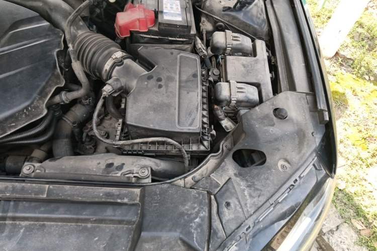 Used Lincoln MKZ 2017 2.0T Luxury Edition Engine Bay Left