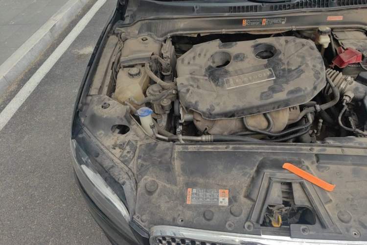 Used Lincoln MKZ 2017 2.0T Luxury Edition Engine Bay Right