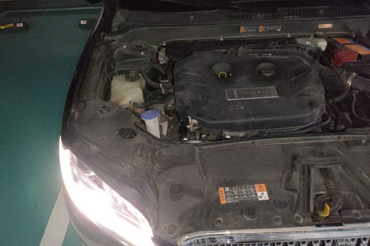 Used Lincoln MKZ 2017 2.0T Luxury Edition Engine Bay Right