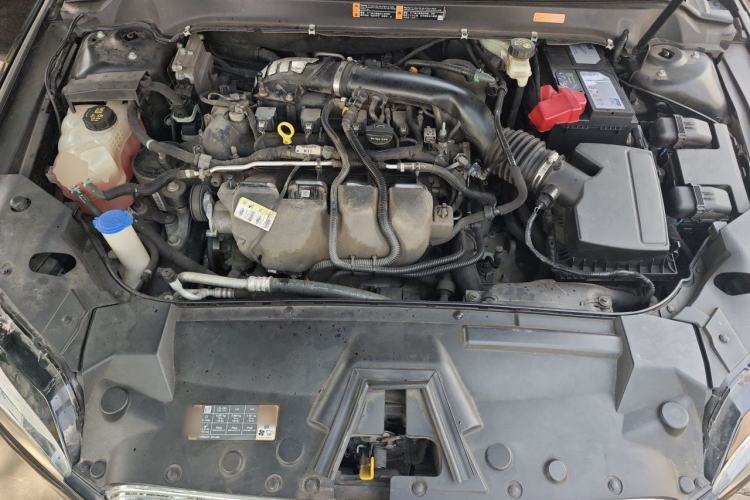Used Lincoln MKZ 2017 2.0T Luxury Edition Engine Bay