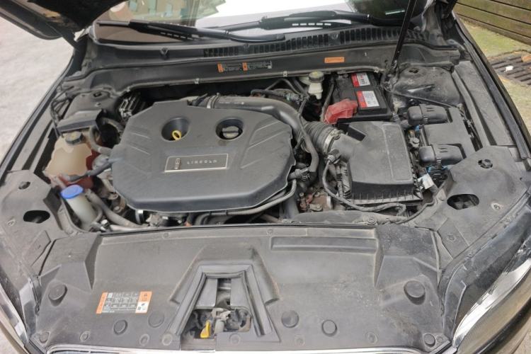 Used Lincoln MKZ 2017 2.0T Luxury Edition Engine Bay