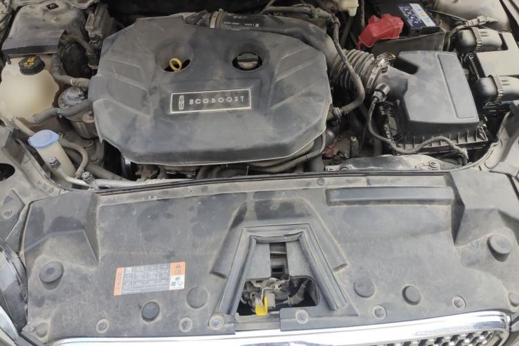 Used Lincoln MKZ 2017 2.0T Luxury Edition Engine Bay