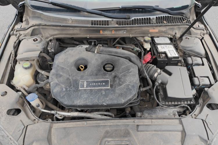 Used Lincoln MKZ 2017 2.0T Luxury Edition Engine Bay