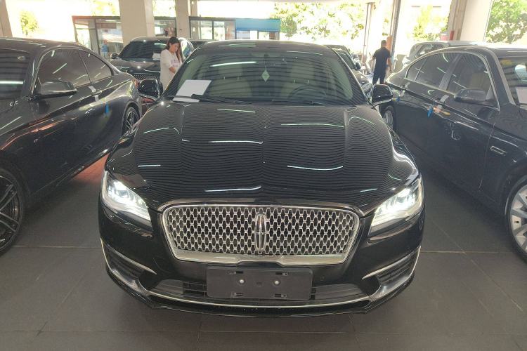 Used Lincoln MKZ 2017 2.0T Luxury Edition Front