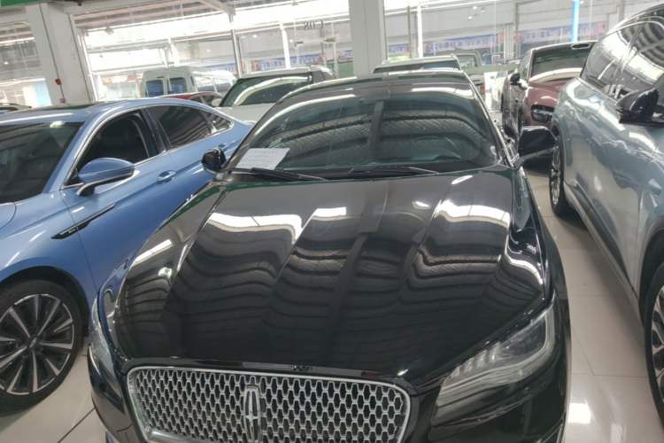 Used Lincoln MKZ 2017 2.0T Luxury Edition Front