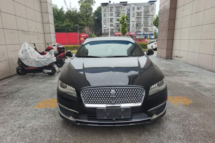 Used Lincoln MKZ 2017 2.0T Luxury Edition Front