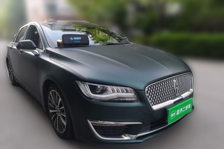 Used Lincoln MKZ 2017 2.0T Luxury Edition Front Right 45 Deg