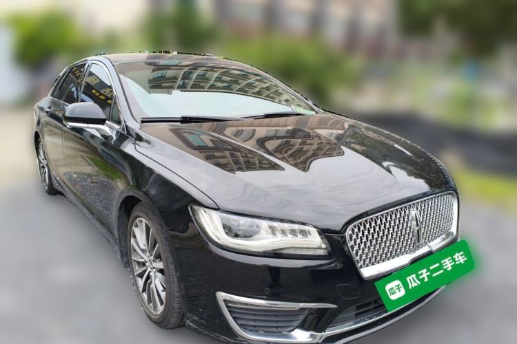 Used Lincoln MKZ 2017 2.0T Luxury Edition Front Right 45 Deg