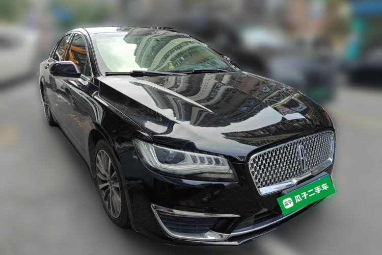 Used Lincoln MKZ 2017 2.0T Luxury Edition Front Right 45 Deg