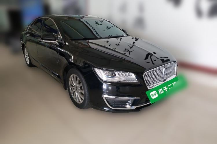 Used Lincoln MKZ 2017 2.0T Luxury Edition Front Right 45 Deg