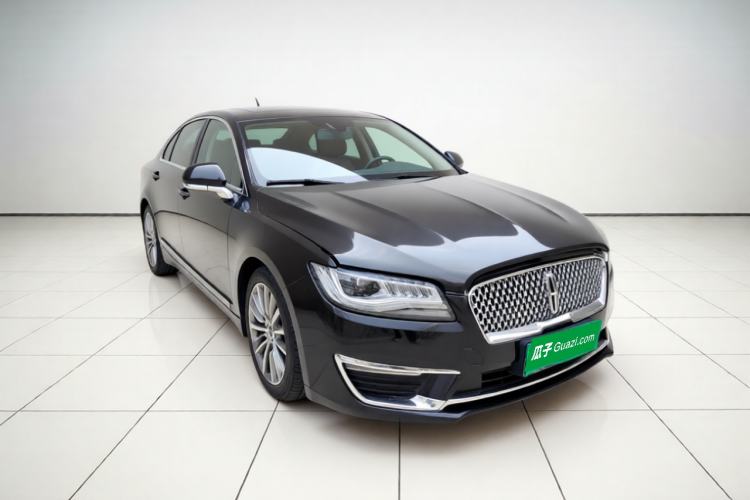 Used Lincoln MKZ 2017 2.0T Luxury Edition Front Right 45 Deg