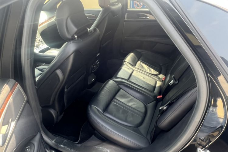 Used Lincoln MKZ 2017 2.0T Luxury Edition Interior 3