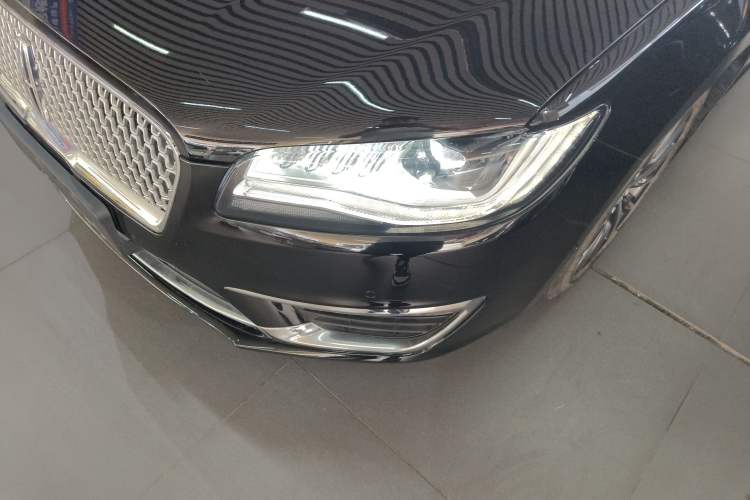 Used Lincoln MKZ 2017 2.0T Luxury Edition Left Front Headlight