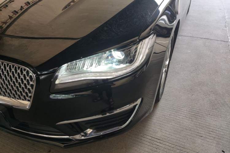 Used Lincoln MKZ 2017 2.0T Luxury Edition Left Front Headlight