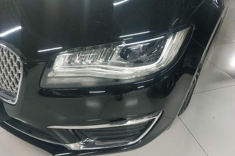 Used Lincoln MKZ 2017 2.0T Luxury Edition Left Front Headlight