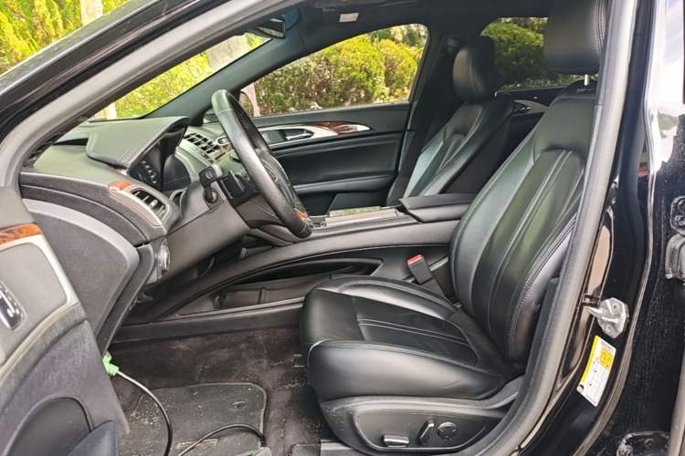 Used Lincoln MKZ 2017 2.0T Luxury Edition Left Front Seat
