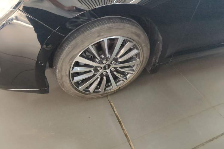 Used Lincoln MKZ 2017 2.0T Luxury Edition Left Front Wheel Hub