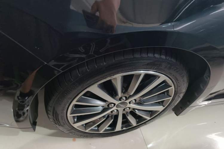 Used Lincoln MKZ 2017 2.0T Luxury Edition Left Front Wheel Hub