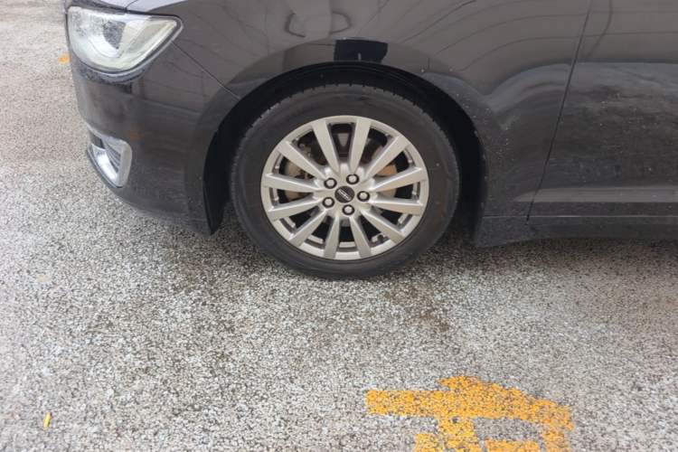 Used Lincoln MKZ 2017 2.0T Luxury Edition Left Front Wheel Hub