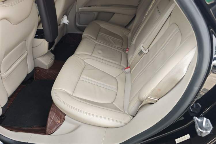 Used Lincoln MKZ 2017 2.0T Luxury Edition Left Rear Seat