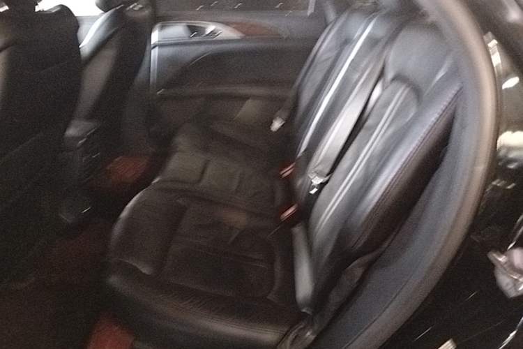 Used Lincoln MKZ 2017 2.0T Luxury Edition Left Rear Seat
