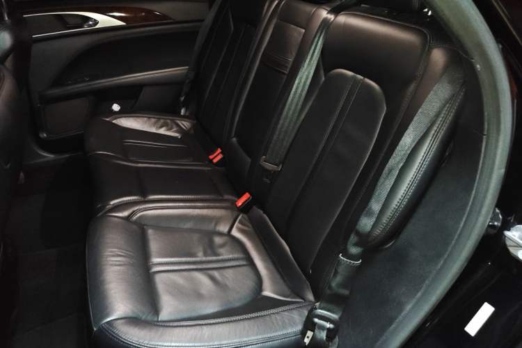 Used Lincoln MKZ 2017 2.0H Hybrid Luxury Edition Left Rear Seat