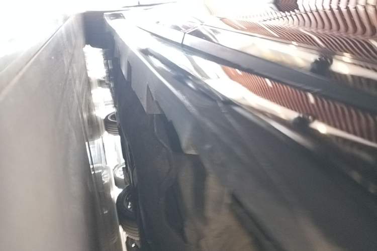Used Lincoln MKZ 2017 2.0T Luxury Edition Left Side Sill