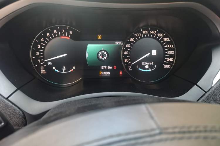 Used Lincoln MKZ 2017 2.0T Luxury Edition Odometer Close Up