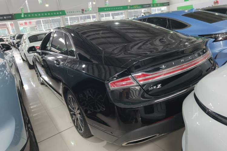 Used Lincoln MKZ 2017 2.0T Luxury Edition Rear Left 45 Deg