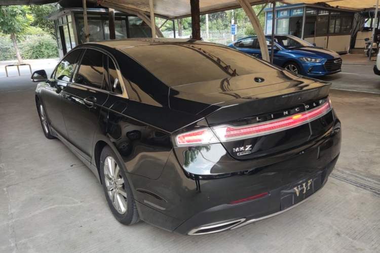 Used Lincoln MKZ 2017 2.0T Luxury Edition Rear Left 45 Deg
