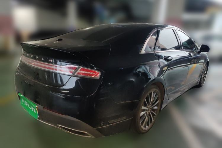 Used Lincoln MKZ 2017 2.0T Luxury Edition Rear Right 45 Deg