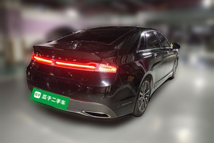 Used Lincoln MKZ 2017 2.0T Luxury Edition Rear Right 45 Deg