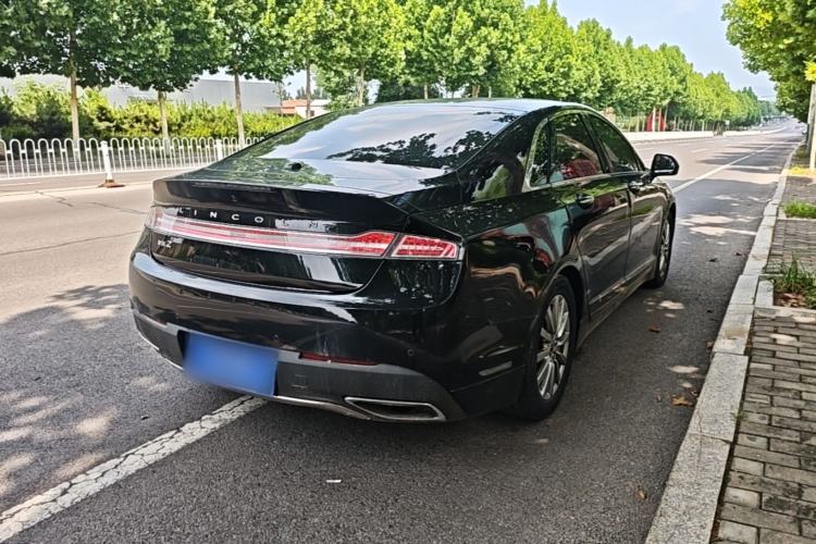 Used Lincoln MKZ 2017 2.0T Luxury Edition Rear Right 45 Deg