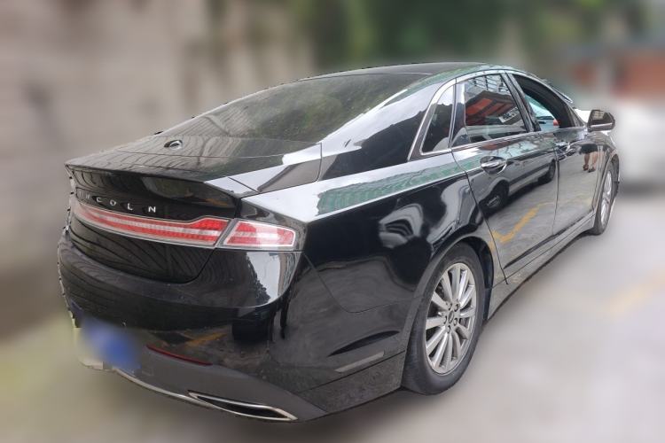 Used Lincoln MKZ 2017 2.0T Luxury Edition Rear Right 45 Deg