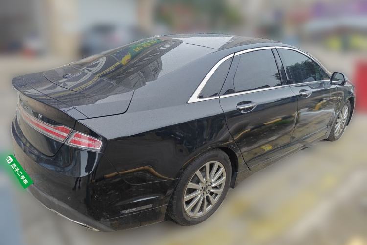 Used Lincoln MKZ 2017 2.0T Luxury Edition Rear Right 45 Deg