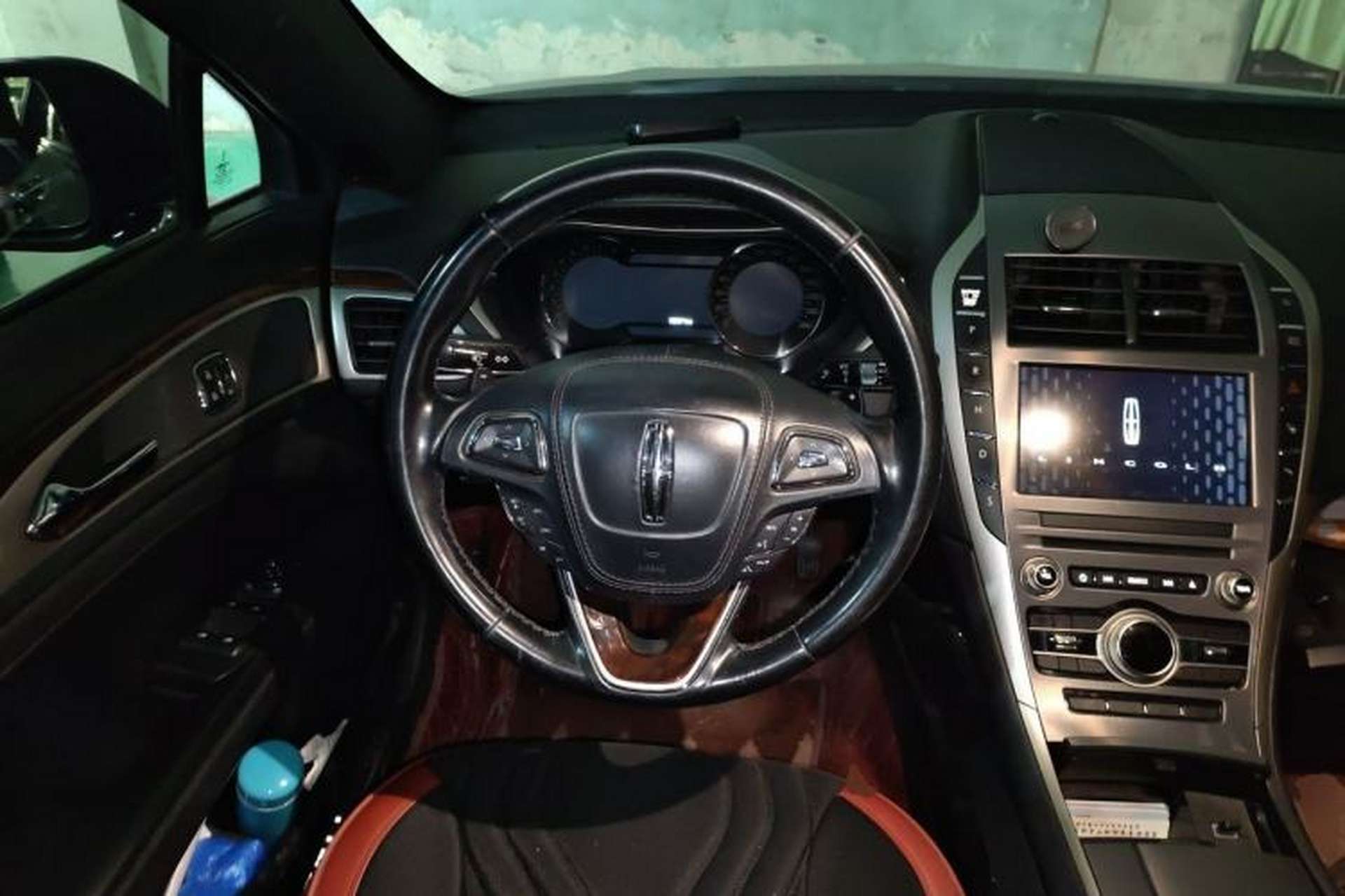 Used Lincoln MKZ 2017 2.0T Luxury Edition Steering Wheel