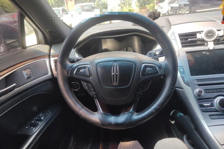Used Lincoln MKZ 2017 2.0T Luxury Edition Steering Wheel