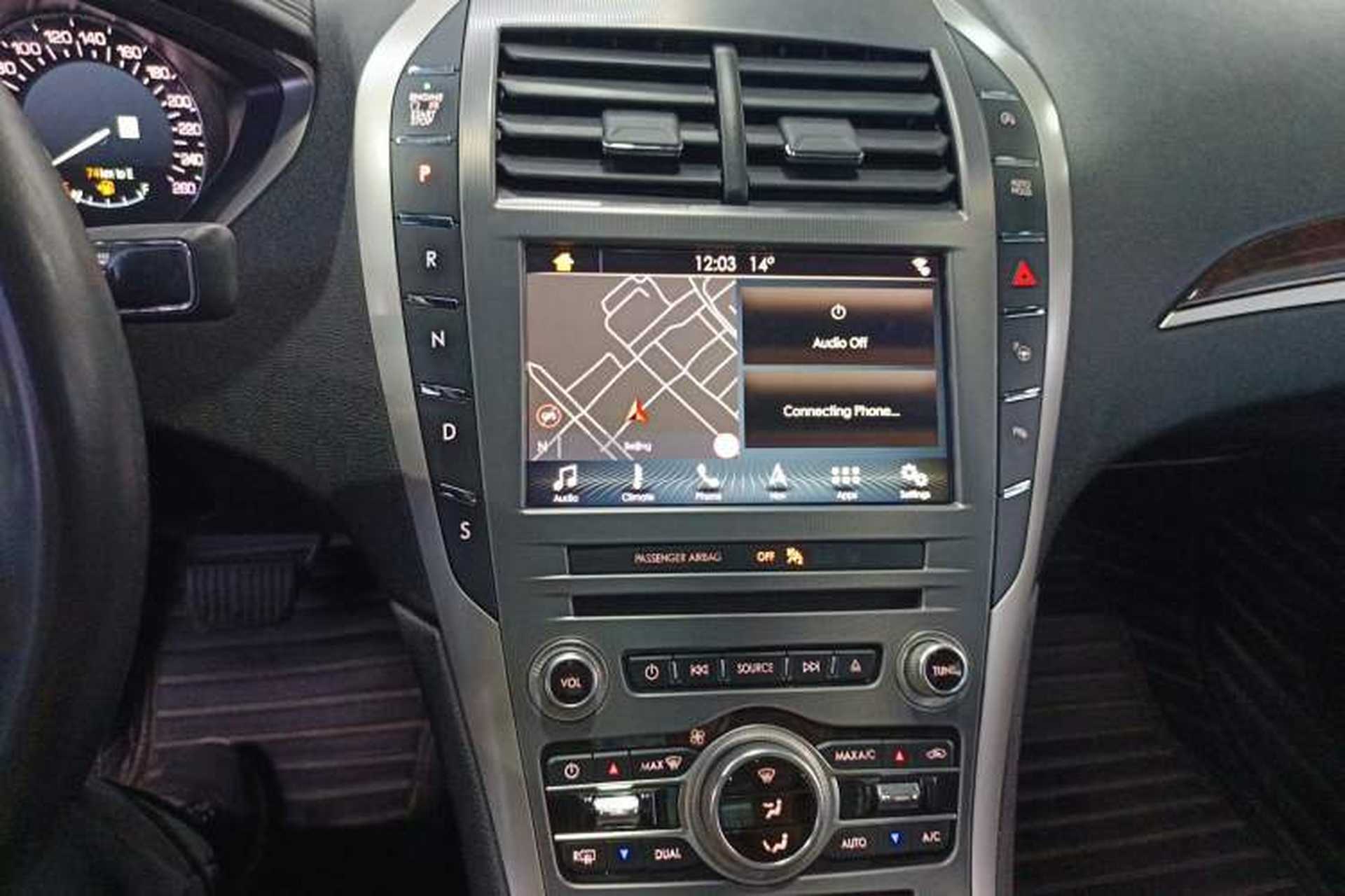 Used Lincoln MKZ 2017 2.0T Luxury Edition Audio And AC Panel