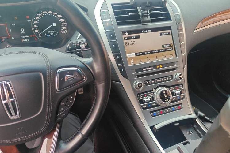 Used Lincoln MKZ 2017 2.0T Prestige Edition Audio And AC Panel