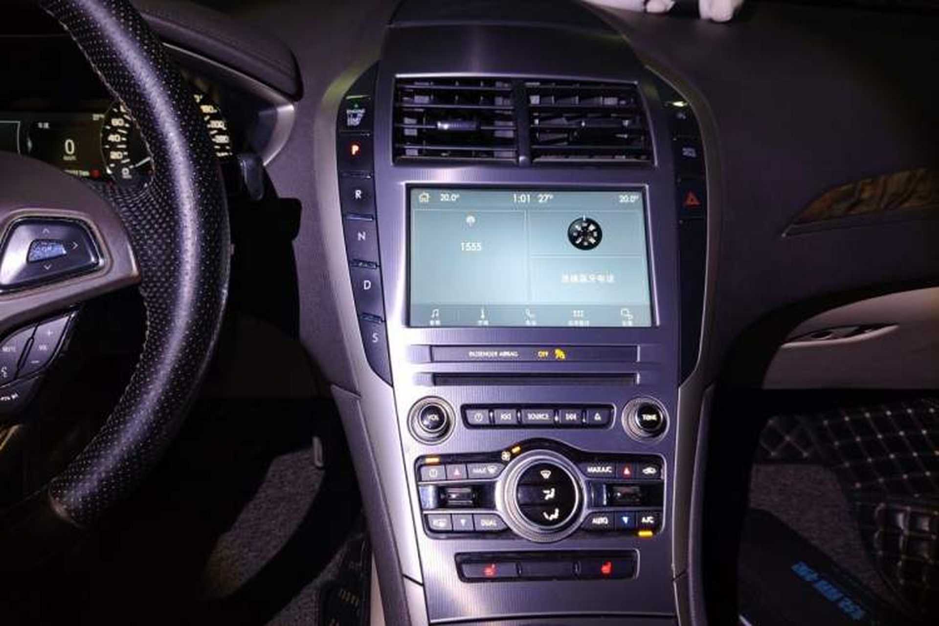 Used Lincoln MKZ 2017 2.0T Luxury Edition Audio And AC Panel