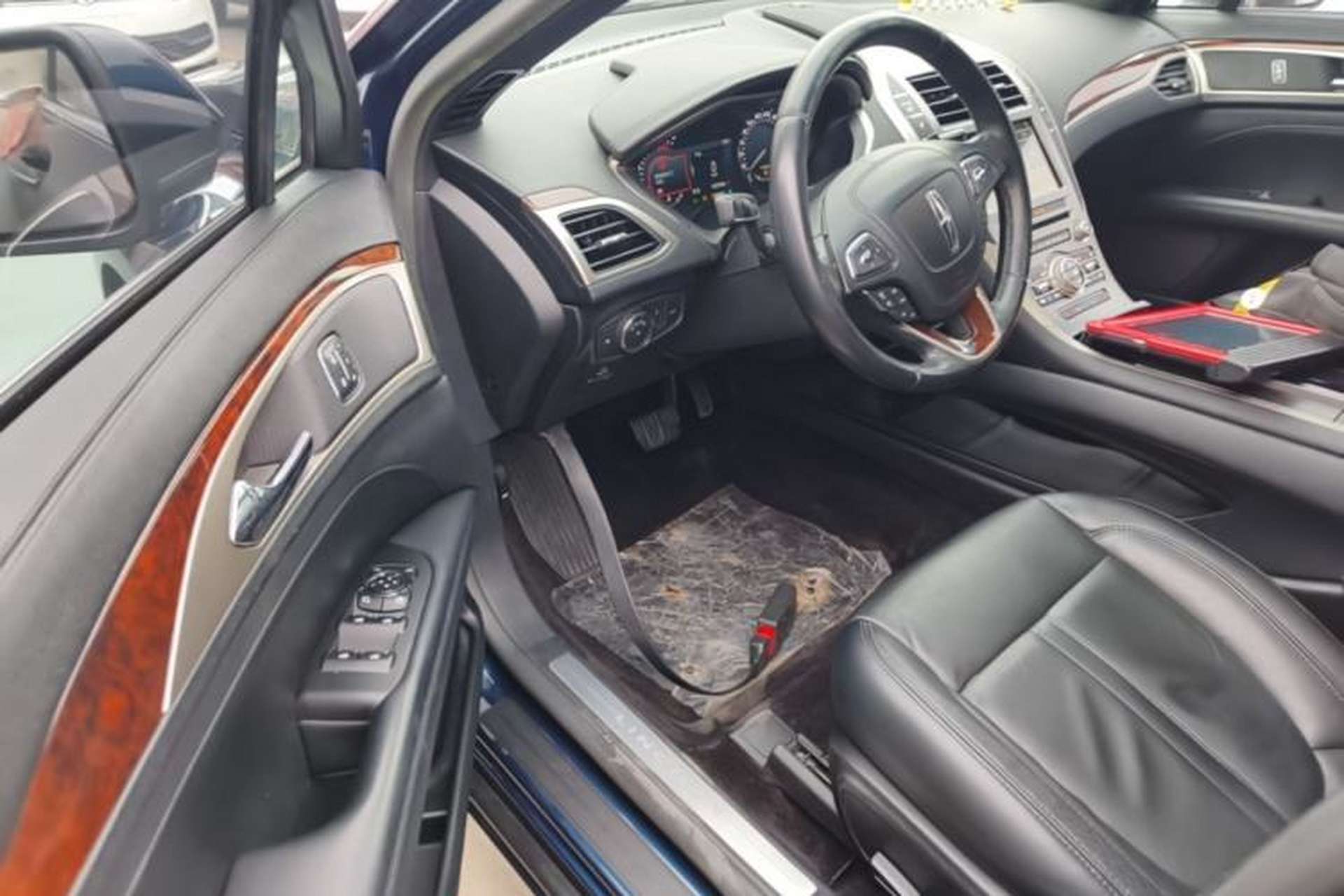 Used Lincoln MKZ 2017 2.0T Luxury Edition Driver Seat