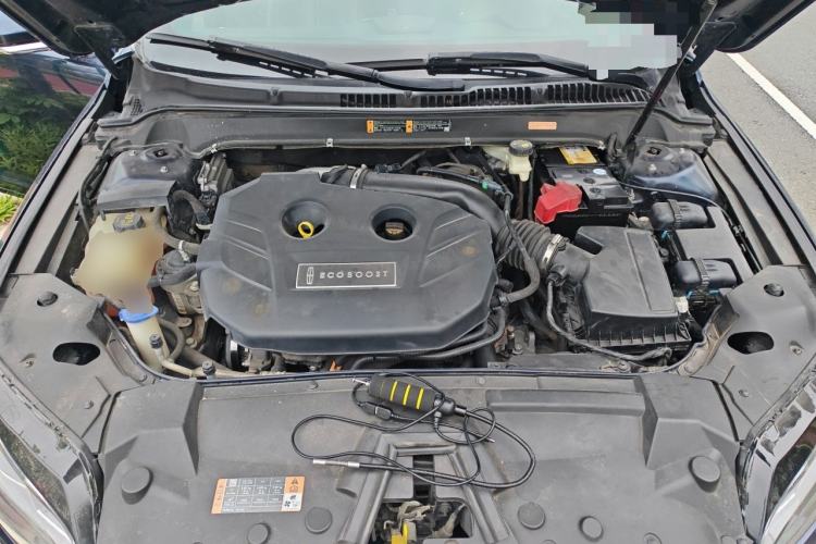 Used Lincoln MKZ 2017 2.0T Prestige Edition Engine Bay