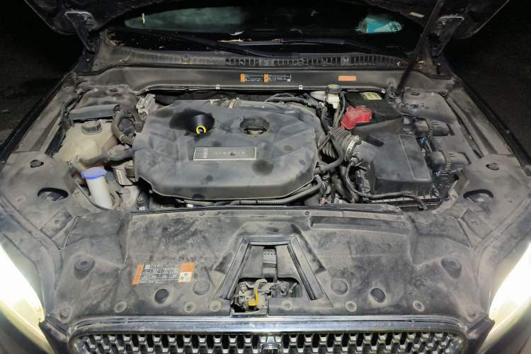Used Lincoln MKZ 2017 2.0T Luxury Edition Engine Bay