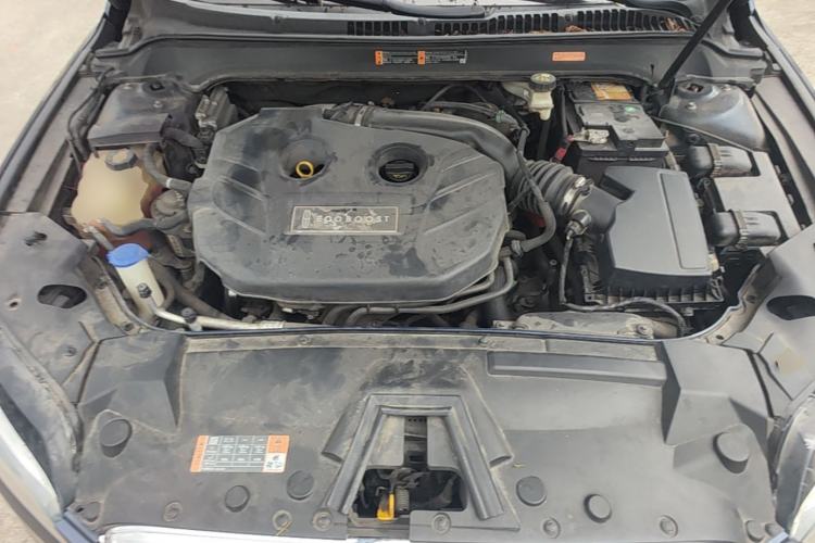 Used Lincoln MKZ 2017 2.0T Luxury Edition Engine Bay