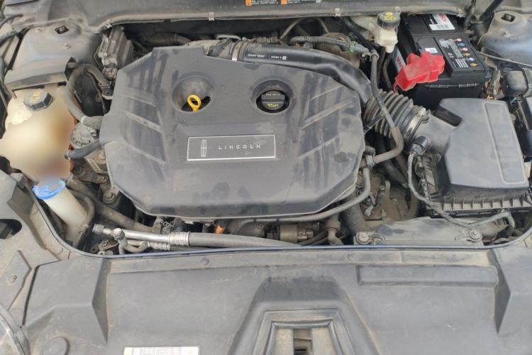 Used Lincoln MKZ 2017 2.0T Luxury Edition Engine Bay