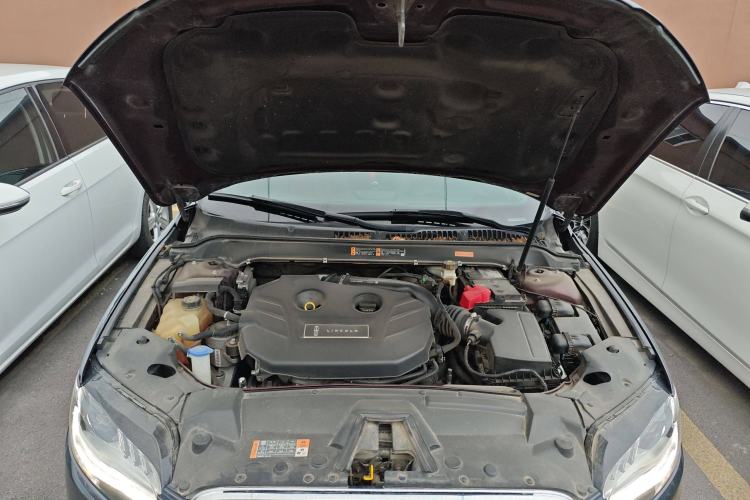 Used Lincoln MKZ 2017 2.0T Luxury Edition Engine Bay